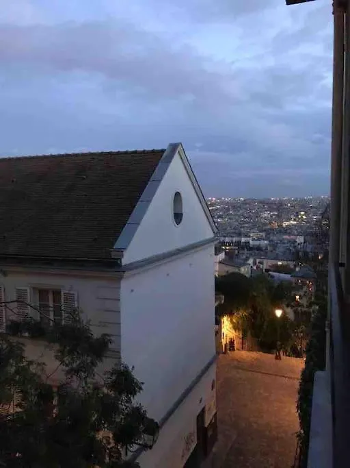 One In Montmartre *